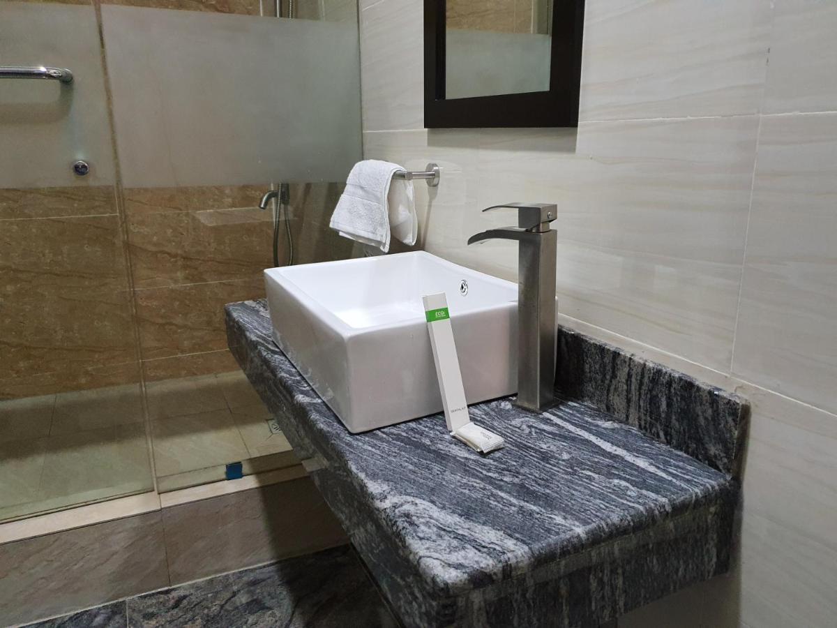 Residency Hotel Lagos Airport Luaran gambar